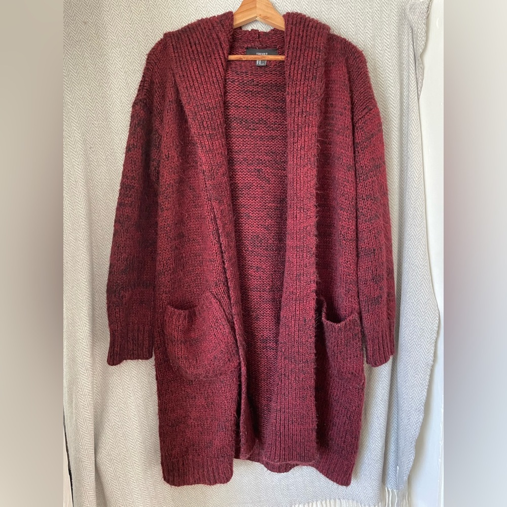 Duster knitted cardigan with hood